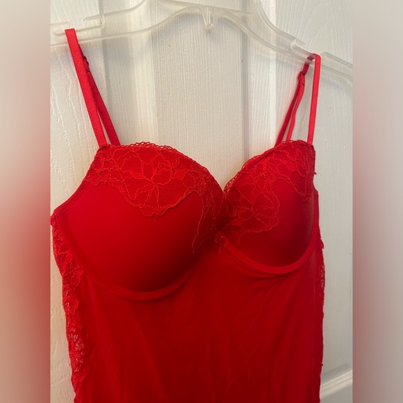 Victoria’s Secret Satin And Lace Embellished Cupped Mini Slip 34D - Picture 4 of 10